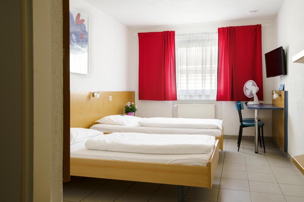Motel Drei Koenig- Ihr Transithotel Heimsheim Ngoại thất bức ảnh